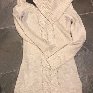 Moda International sweater size s